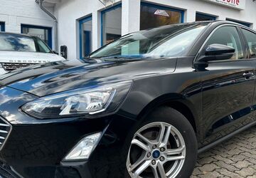 Ford Focus 113.000 km 12.949 &euro; Gummersbach (Zwischen Toom Markt und ATU) 51645