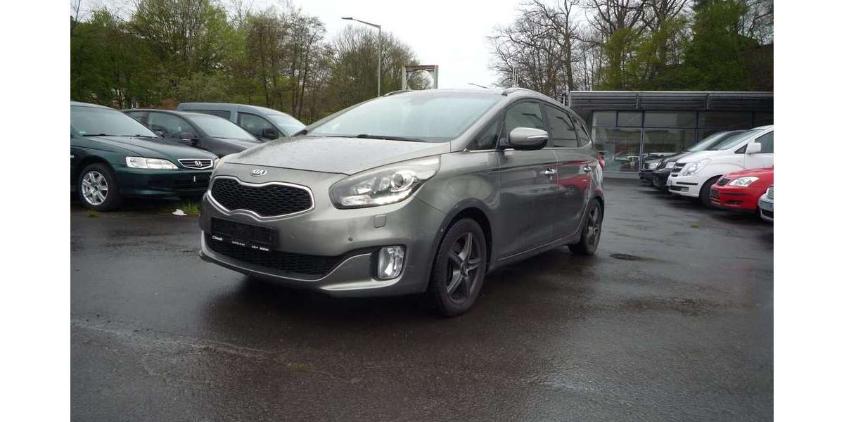 Kia Carens 217.700 km 4.850 &euro; Gummersbach-Rebbelroth 51645