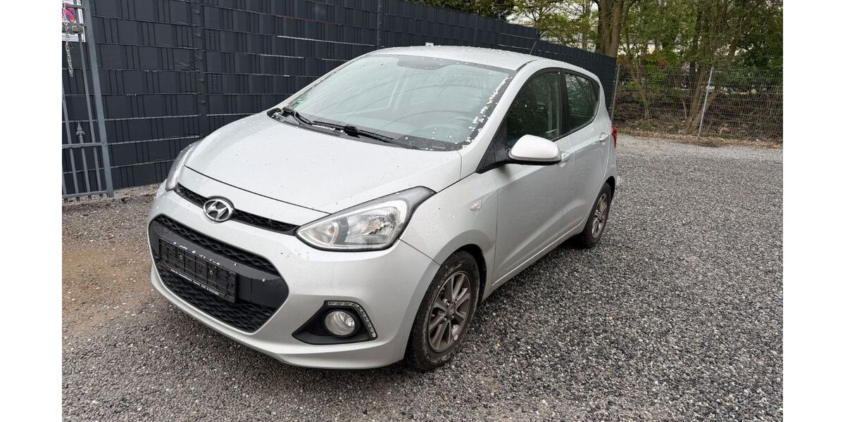 Hyundai i10 158.000 km 2.790 &euro; Schwelm 58332