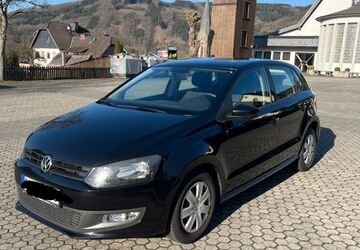 VW Polo 126.379 km 4.900 &euro; Finnentrop 57413