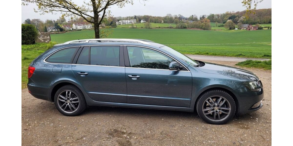 Skoda Superb 124.300 km 13.950 &euro; Wetter 58300