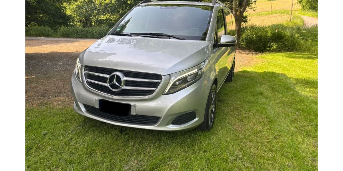 Mercedes-Benz V 220 235.000 km 23.500 &euro; Lüdenscheid 58513