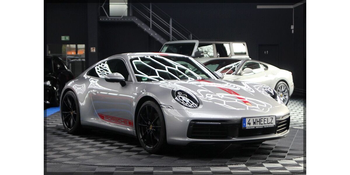 Porsche 992 24.000 km 104.999 &euro; Hemer 58675
