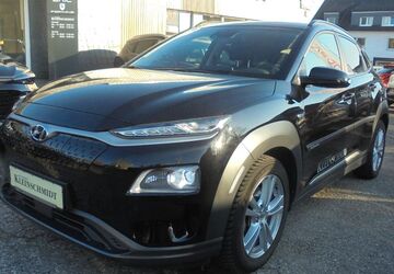 Hyundai KONA 38.800 km 19.990 &euro; Radevormwald 42477