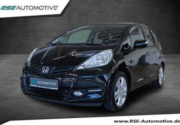 Honda Jazz 127.113 km 9.490 &euro; Halver 58553