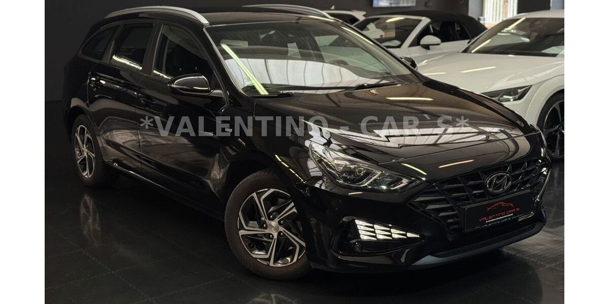 Hyundai i30 26.604 km 16.499 &euro; Radevormwald 42477