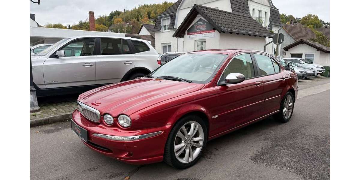 Jaguar X-Type 199.506 km 5.990 &euro; Gummersbach 51645