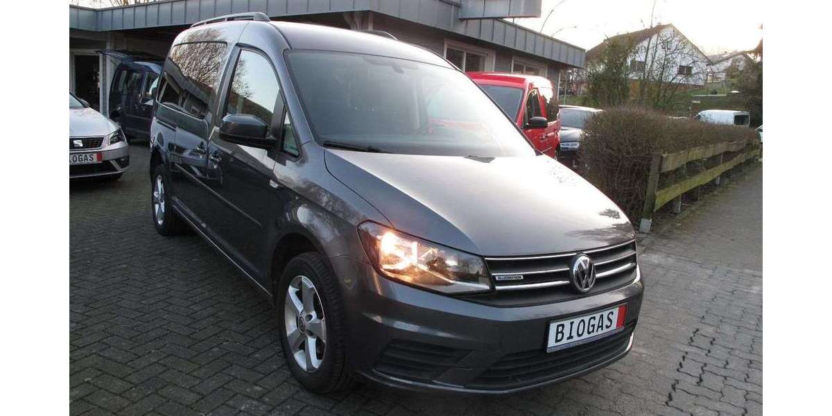 VW Caddy Maxi 1,4 TGI CNG DSG NAV AHK ALU KAM 1HD 106.010 km 18.387 &euro; Bergneustadt 51702