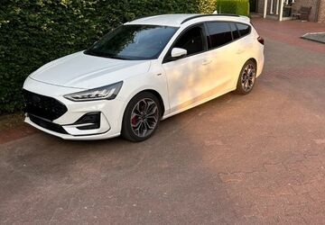 Ford Focus 74.000 km 19.600 &euro; Gummersbach 51645