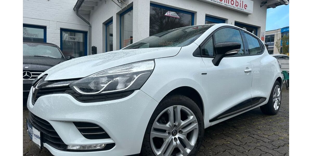 Renault Clio 137.000 km 8.449 &euro; Gummersbach (Zwischen Toom Markt und ATU) 51645