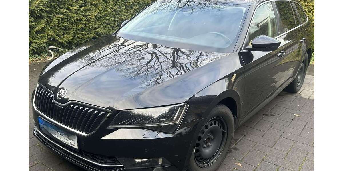 Skoda Superb 194.391 km 14.799 &euro; Engelskirchen 51766