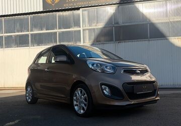 Kia Picanto 134.715 km 4.300 &euro; Halver 58553