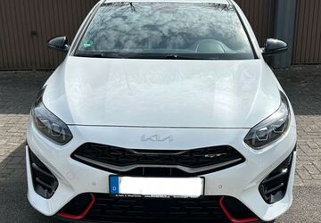 Kia pro ceed / ProCeed 67.500 km 22.499 &euro; Finnentrop 57413