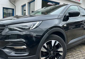 Opel Grandland (X) 133.000 km 14.949 &euro; Gummersbach (Zwischen Toom Markt und ATU) 51645