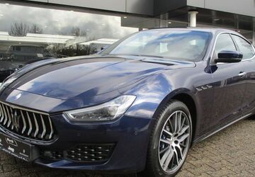 Maserati Ghibli 102.500 km 33.450 &euro; Schwerte 58239
