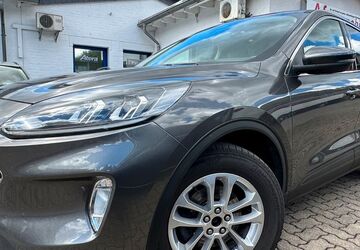 Ford Kuga 103.000 km 15.949 &euro; Gummersbach (Zwischen Toom Markt und ATU) 51645