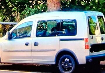 Opel Combo 178.000 km 3.499 &euro; Gummersbach 51645