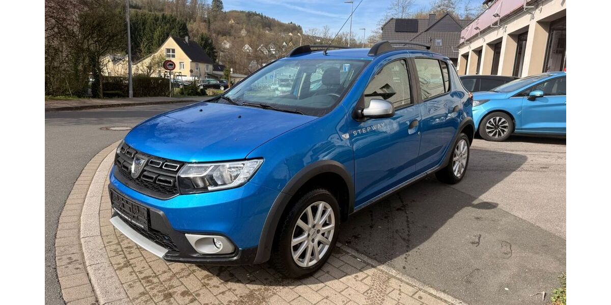 Dacia Sandero 71.350 km 9.999 &euro; Lüdenscheid 58515