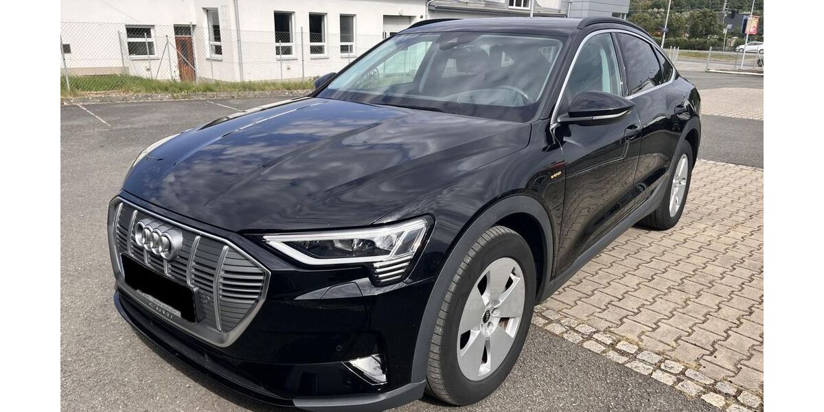 Audi e-tron 49.704 km 35.260 &euro; Hagen 58091