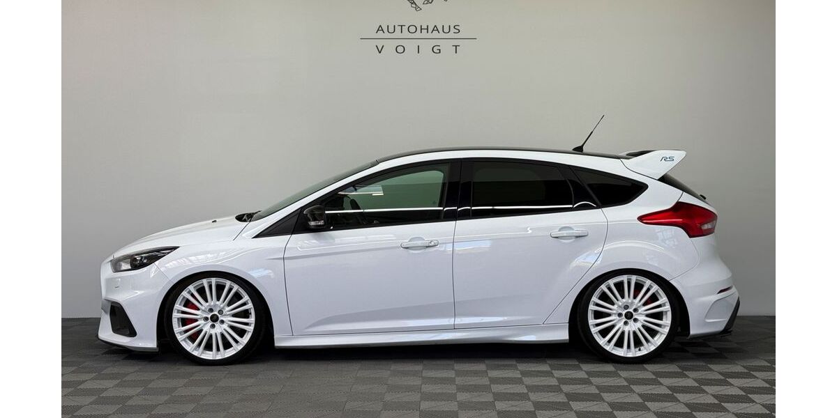 Ford Focus 62.000 km 29.900 &euro; Radevormwald 42477