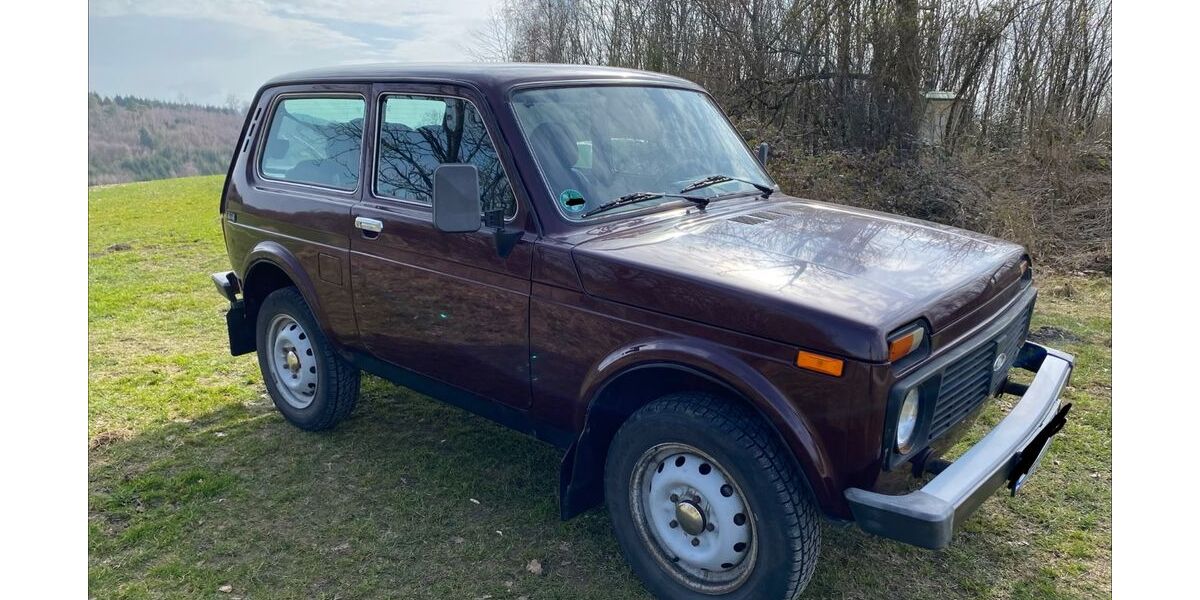 Lada Niva 45.000 km 6.200 &euro; Gummersbach 51647