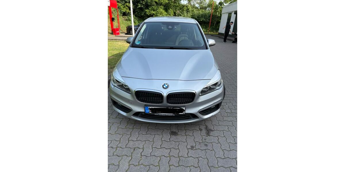 BMW 220 Gran Tourer 185.000 km 11.000 &euro; Hagen 58119