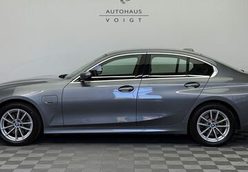 BMW 320 59.436 km 26.890 &euro; Radevormwald 42477