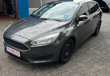 Ford Focus 210.936 km 4.499 &euro; Gummersbach 51645