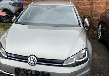 VW Golf 94.000 km 15.500 &euro; Menden 58706