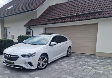 Opel Insignia 94.000 km 22.950 &euro; Kierspe 58566