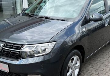 Dacia Sandero 82.949 km 7.666 &euro; Radevormwald 42477
