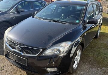 Kia ceed Sportswagon 151.000 km 2.890 &euro; Wetter 58300