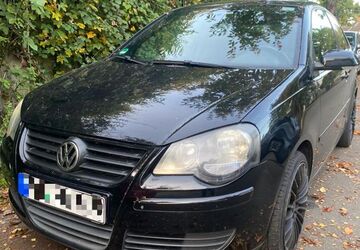 VW Polo 156.000 km 1.999 &euro; Wetter 58300