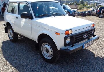 Lada Niva 14.700 km 15.500 &euro; Radevormwald 42477