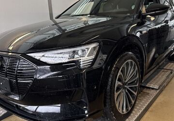 Audi e-tron 46.786 km 35.649 &euro; Hagen 58091