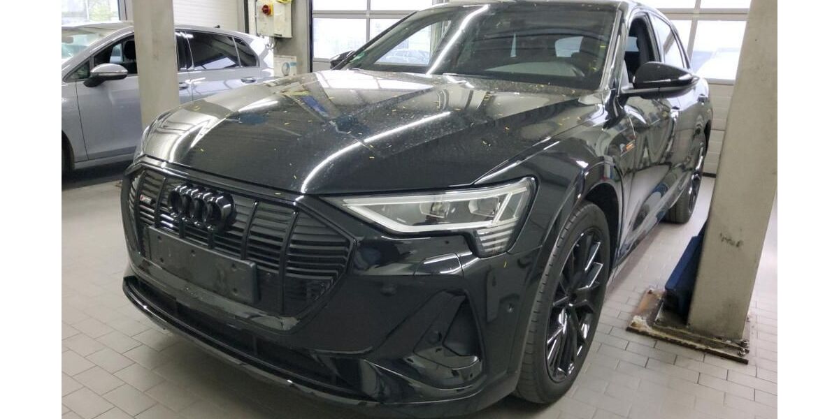 Audi e-tron 31.711 km 33.640 &euro; Hagen 58091