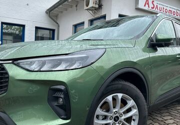 Ford Kuga 2.500 km 28.449 &euro; Gummersbach (Zwischen Toom Markt und ATU) 51645