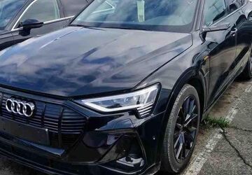 Audi e-tron 75.198 km 35.427 &euro; Hagen 58091