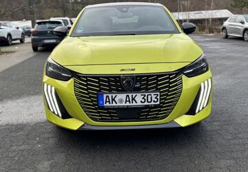 Peugeot 208 8.000 km 30.850 &euro; Gummersbach 51645