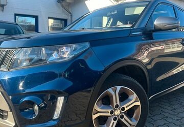 Suzuki Vitara 113.000 km 14.449 &euro; Gummersbach (Zwischen Toom Markt und ATU) 51645