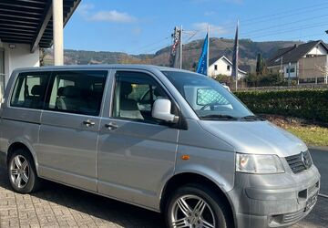 VW T5 Transporter 230.000 km 9.980 &euro; Finnentrop 57413