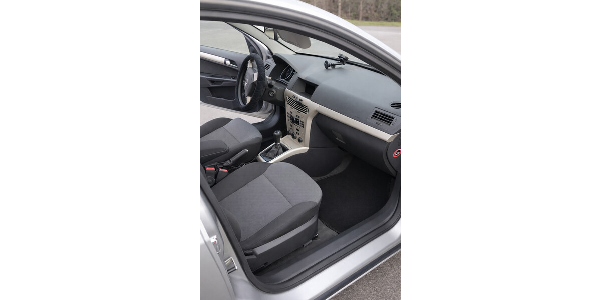 Opel Astra H 189.300 km 2.899 &euro; Gummersbach 51643