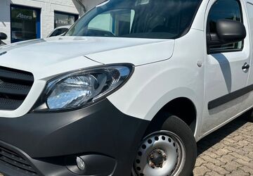 Mercedes-Benz Citan 132.000 km 8.949 &euro; Gummersbach (Zwischen Toom Markt und ATU) 51645