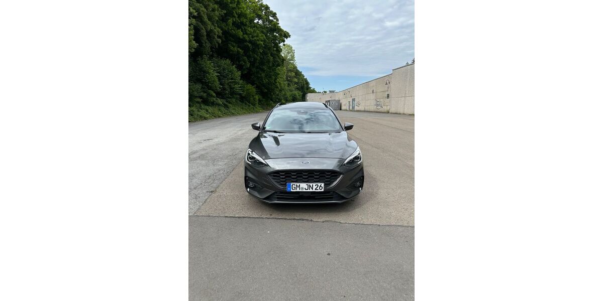 Ford Focus 118.000 km 15.900 &euro; Marienheide 51709