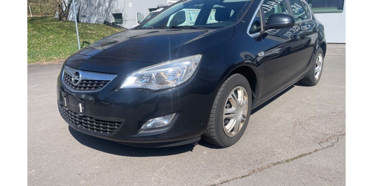 Opel Astra 177.000 km 3.950 &euro; Meinerzhagen 58540