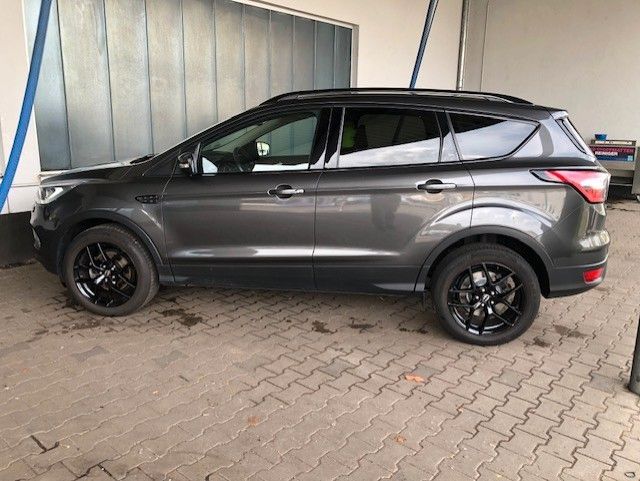 Ford Kuga 102.500 km 10.900 &euro; Hagen 58135