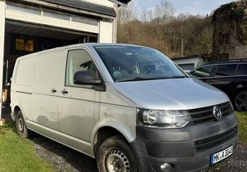 VW T5 Transporter 215.000 km 16.700 &euro; Meinerzhagen 58540