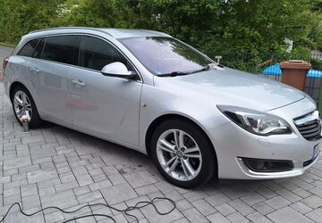 Opel Insignia 213.000 km 6.299 &euro; Sundern 59846
