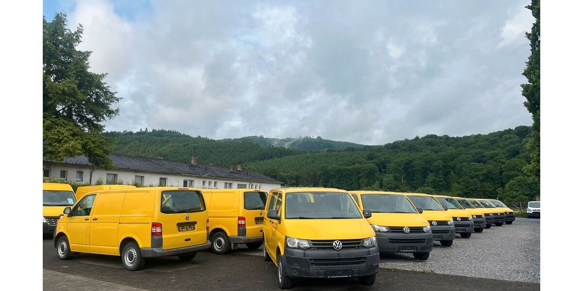 VW T5 Transporter 98.000 km 9.450 &euro; Finnentrop 57413