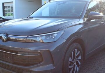 VW Tiguan 1.471 km 36.770 &euro; Attendorn 57439